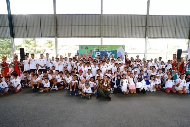 Ratusan Atlet Ikuti Kejurnas Tenis Banyuwangi Open Yunior 2023