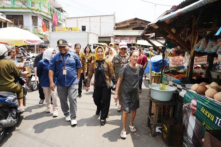 Antisipasi Inflasi, Wali Kota Ning Ita Sidak Pasar Tradisional dan Launching Pracangan TPID