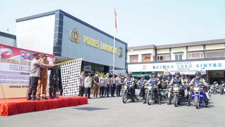 Operasi Nusantara Cooling System, Polres Lamongan Distribusikan 1000 Paket Sembako