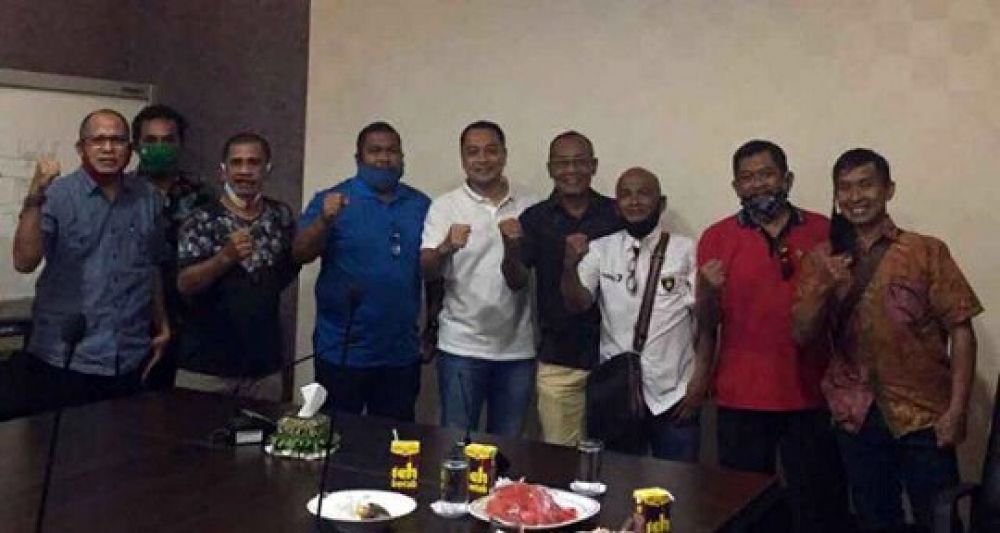 Relawan Ingin Eri Cahyadi Jadi Wali Kota dan Ketua Umum Persebaya