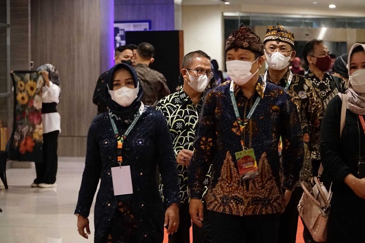 Wali Kota Ning Ita Ajak Pemkot Seluruh Indonesia Kompak Bangkit dari Pandemi