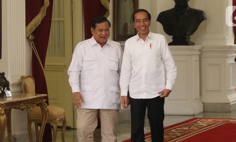 Makan Siang di Istana Bogor, Prabowo Pamer Keakraban Bareng Jokowi, Ada Apa Ini?