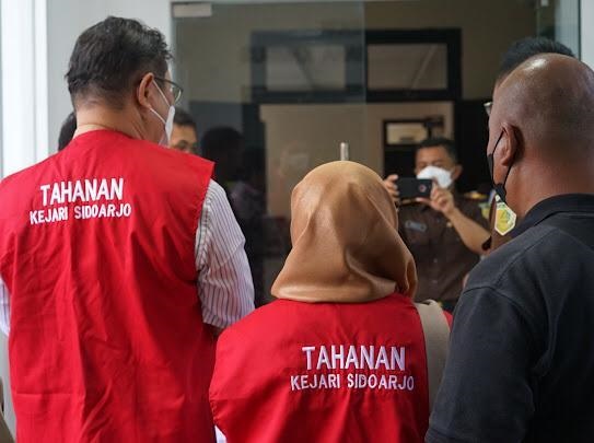 Kanwil DJP Jatim II Serahkan Dua Tersangka Penggelapan Pajak Rp 1,9 M ke Kejari Sidoarjo