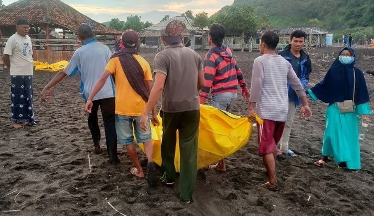 11 Jamaah Padepokan sedang Ritual di Pantai Payangan, Tewas