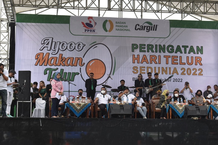 Paguyuban Peternak Rakyat Nasional (PPRN) Peringati Hari Telur Sedunia, Juga Bagikan 5 Ton Telur pada Warga