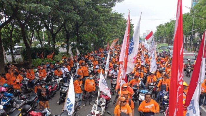 Peringati May Day, 20 Ribu Buruh Penuhi Jalan Tuntut Pencabutan Omnibus Law