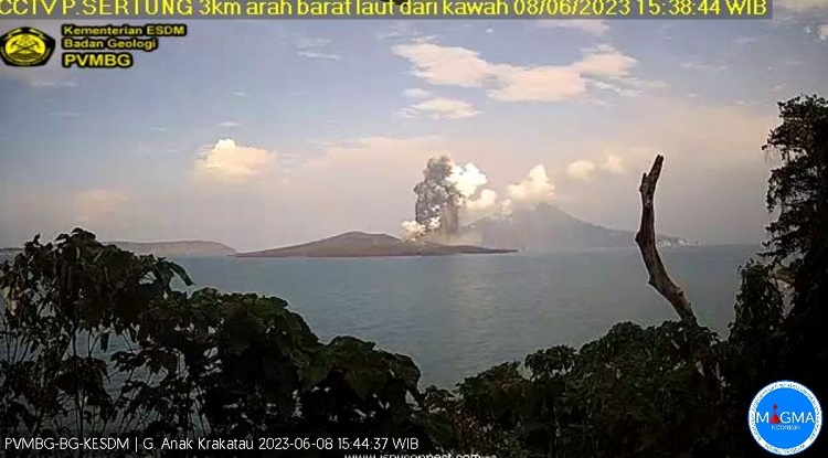 Tahun 2023, Gunung Anak Krakatau Sudah 50 Kali Erupsi, Tinggi Kolom Abu Capai 800 Meter