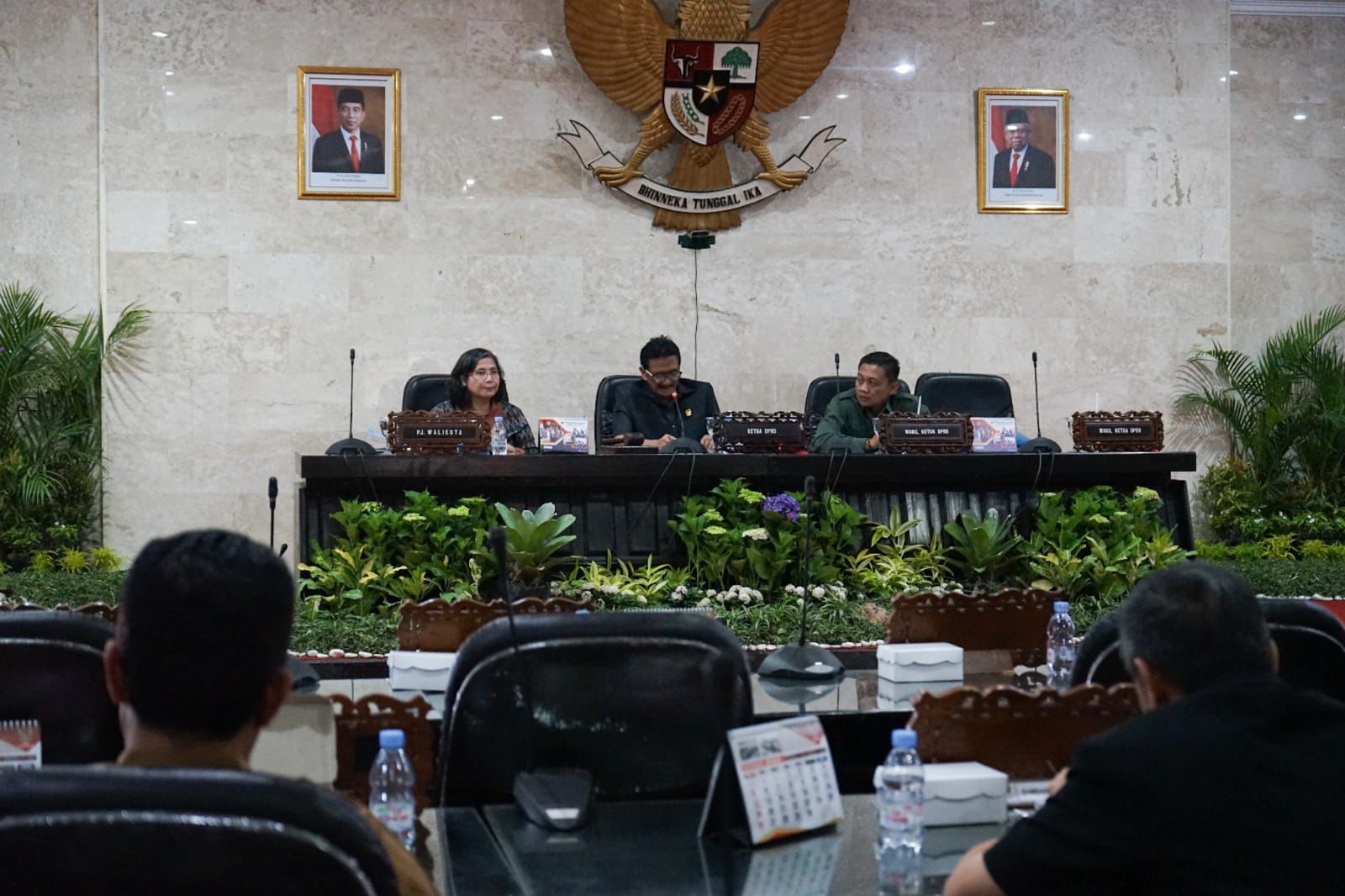 Pj Wali Kota Kediri Beri Jawaban PU Delapan Fraksi DPRD