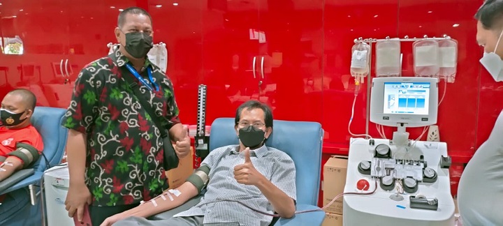 Ketua DPRD Surabaya: Ayo Rek, Donor Plasma Darah