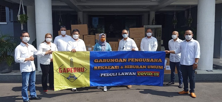 GAPERHU Beri Bantuan ke Pemkot Surabaya