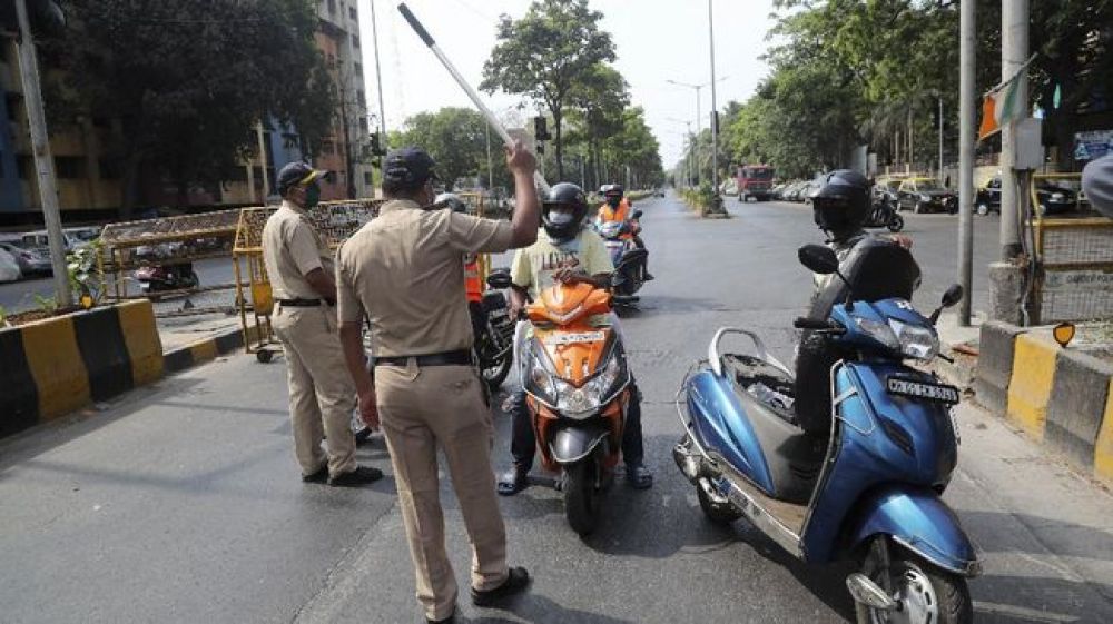 Ratusan Polisi di Mumbai India Positif Corona, Negara Kewalahan