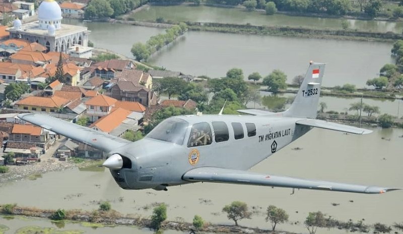Pesawat Latih G-36 Bonanza T-2503 Jatuh di Perairan Surabaya, TNI AL Lakukan Pencarian