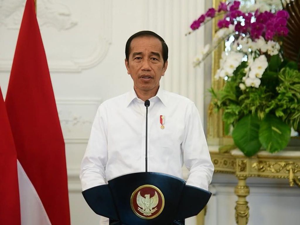 Jokowi, Diusik Wartawan Soal Dinasti Politik