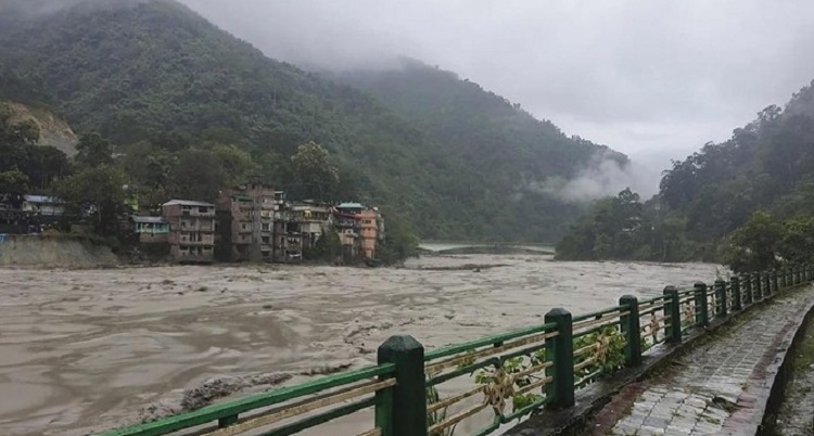 Banjir Bandang di India Diduga Karena Perubahan Iklim dan Curah Hujan Yang Tinggi