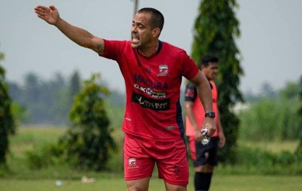 Taklukan Persik Kediri, Pelatih Madura United Apresiasi Perjuangan Para Pemainnya