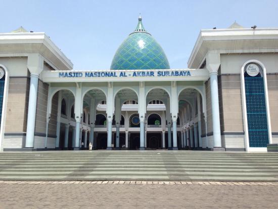 PPKM Darurat, Masjid Al Akbar Surabaya Tiadakan Sholat Berjamaah