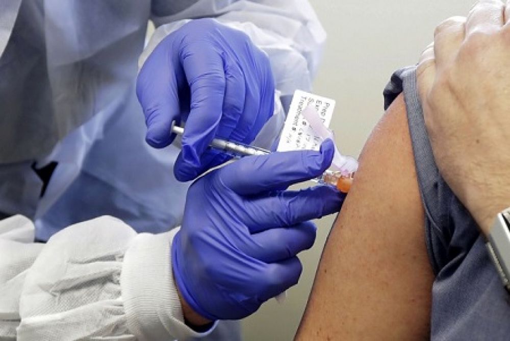 Rusia Mulai Uji Vaksinasi Covid-19 Pertama Secara Masal, 76 Orang Berhasil