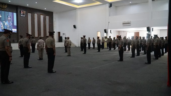 357 Personel Polrestabes Surabaya Naik Pangkat