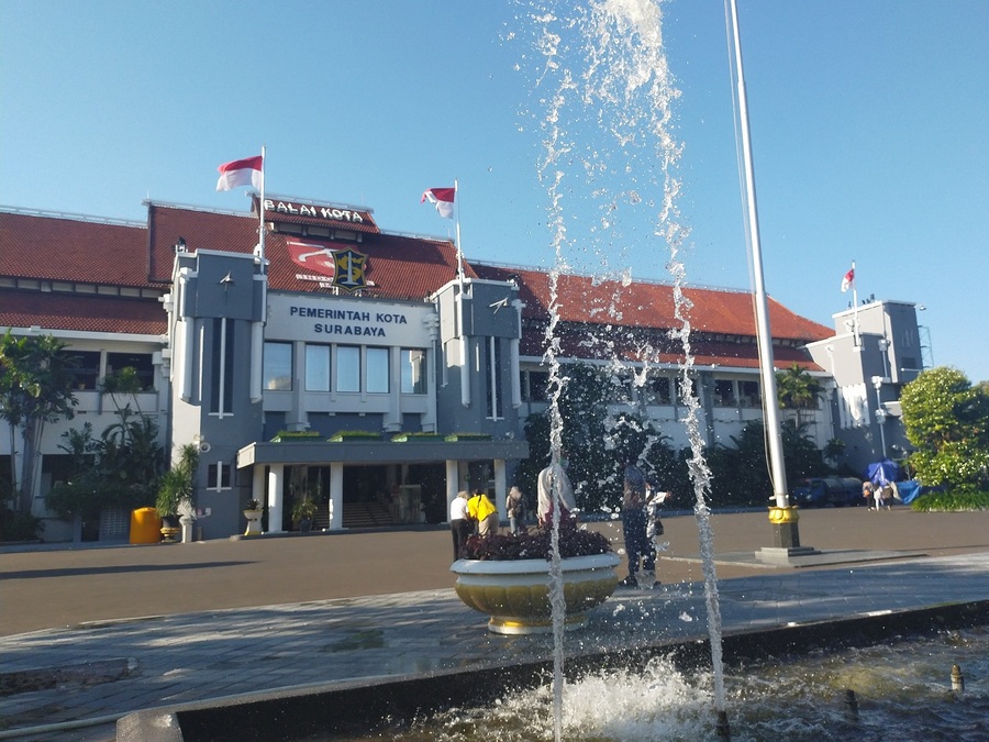 Pemkot Surabaya Pastikan Tak Ada Pemotongan Gaji ASN