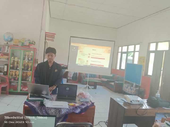 Hebat, Mahasiswa UNESA Berlayar ke Kalimantan Tengah Kembangkan E-Learning Bahasa Dayak Ngaju