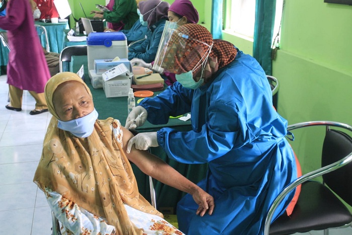 Capaian Vaksinasi Lansia di Ngawi Baru 21 Persen